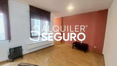 Piso en alquiler en Centro - Imagen 3
