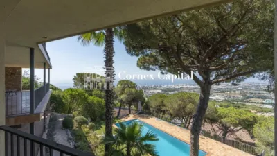Chalet on Passeig de Cabrils photo 38