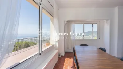Chalet on Passeig de Cabrils photo 9