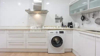 Apartment on Carrer de Ramón Miquel i Planas photo 25