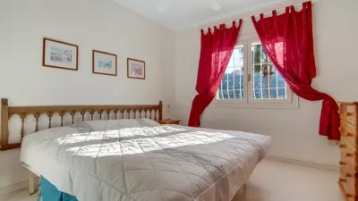 Chalet in Las Adelfas-Benicolada-Garduix photo 11