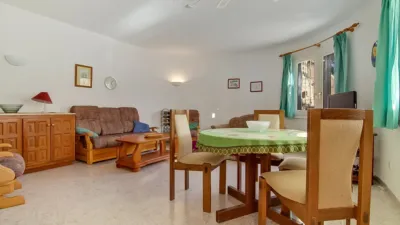 Chalet in Las Adelfas-Benicolada-Garduix photo 9