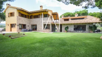 Chalet en alquiler en Urbanitzacions, Urbanitzacions (Sant Andreu de Llavaneres) de 7.500 €<span>/mes</span>
