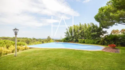 Chalet en alquiler en Urbanitzacions, Urbanitzacions (Sant Andreu de Llavaneres) de 7.500 €<span>/mes</span>