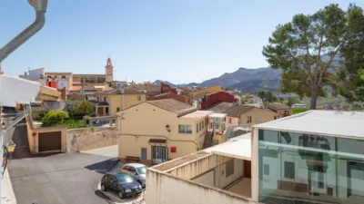 House on Carrer de les Escoles, 24 photo 7