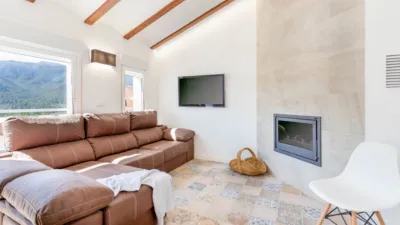 House on Carrer de les Escoles, 24 photo 9