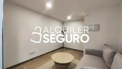 Piso en alquiler en Centro - Imagen 3