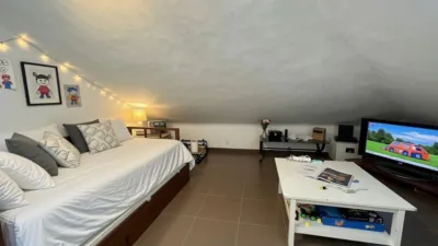 Penthouse in San Vicente del Raspeig, with Terrace, Versatile Attic and Garage 15 Min Walk from L photo 13