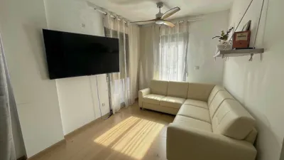 Penthouse in San Vicente del Raspeig, with Terrace, Versatile Attic and Garage 15 Min Walk from L photo 8