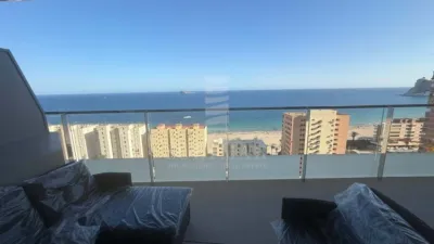 Piso en alquiler en Avenida de la República Argentina, Platja de Ponent (Benidorm) de 2.000 €<span>/mes</span>