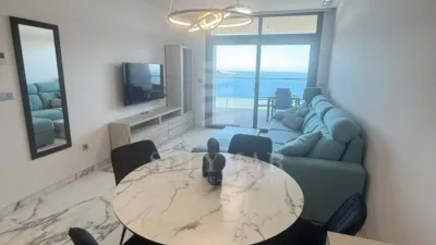 Piso en alquiler en Avenida de la República Argentina, Platja de Ponent (Benidorm) de 2.000 €<span>/mes</span>