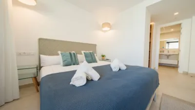 Apartamento en alquiler en Puerto Deportivo, Puerto Deportivo (Fuengirola) de 300 €<span>/mes</span>