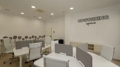 Apartamento en alquiler en Puerto Deportivo, Puerto Deportivo (Fuengirola) de 300 €<span>/mes</span>