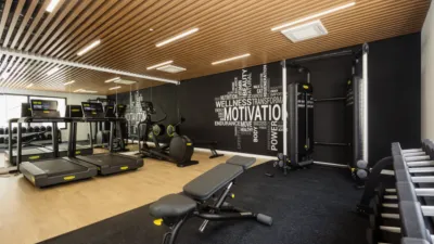 Apartamento en alquiler en Puerto Deportivo, Puerto Deportivo (Fuengirola) de 300 €<span>/mes</span>