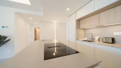 Apartamento en alquiler en Puerto Deportivo, Puerto Deportivo (Fuengirola) de 300 €<span>/mes</span>