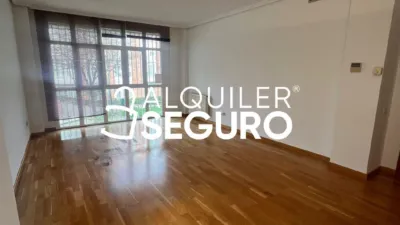 Piso en alquiler en Ciudad Lineal - Imagen 3