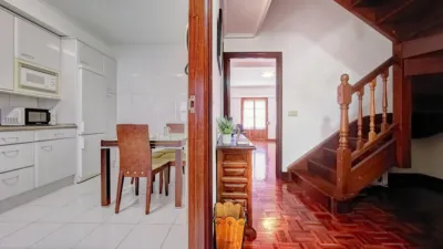 Apartment on Dormitalería Street photo 24
