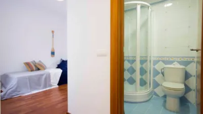 Apartment on Calle del Rey Don Jaime photo 37