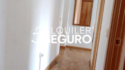 Piso en alquiler en Ciudad Lineal - Imagen 3