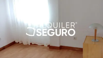 Piso en alquiler en Ciudad Lineal - Imagen 8