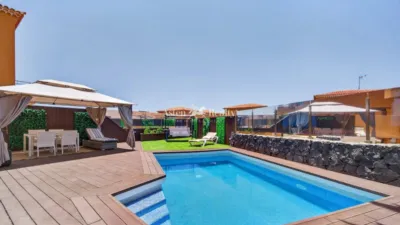 Chalet on Calle Lajas de Chapin, No. 12 photo 3