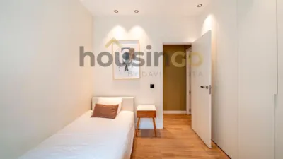 Apartment on Calle de Diego de León photo 22