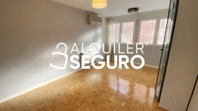 Piso en alquiler en Ciudad Lineal - Imagen 3