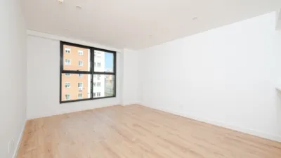 Piso en alquiler en Calle de San Benito - Imagen 2