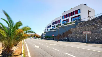 Apartamento en venta en Calle del Velero, 35, Playa de San Juan (Guía de Isora) de 359.000 €
