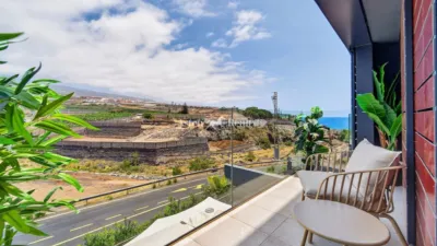 Apartamento en venta en Calle del Velero, 35, Playa de San Juan (Guía de Isora) de 359.000 €