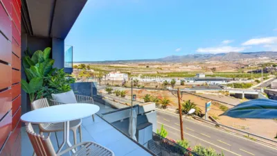 Apartamento en venta en Calle del Velero, 35, Playa de San Juan (Guía de Isora) de 359.000 €
