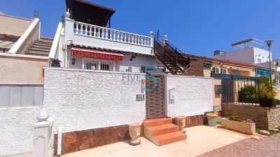 Casa – Torrevieja, Urbanización Los Balcones - Més