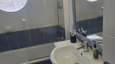 Casa adosada en alquiler en San Bernabé, San Bernabé (Algeciras) de 1.000 €<span>/mes</span>