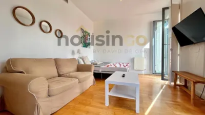 Estudio en alquiler en Centro - Imagen 2