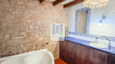 House on Humienta Street photo 31