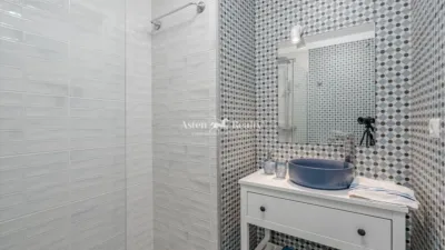 Apartment on Calle de la Tosca, 1 photo 14