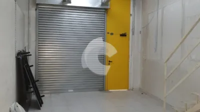 Local comercial en alquiler en Calle de Pablo Picasso, O Couto (Ourense Capital) de 420 €<span>/mes</span>