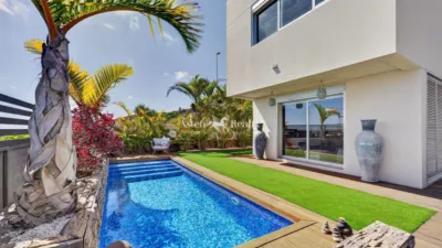 Villa in Chayofa photo 2