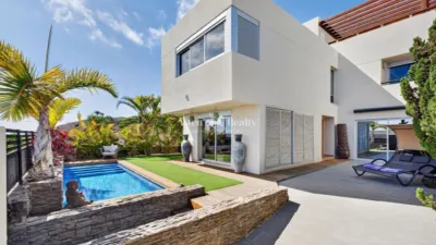 Villa in Chayofa photo 4