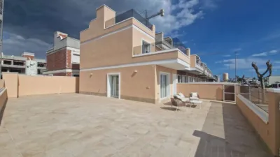 Casa en venta en Cerca de parada de autobús, Área comercial, Cerca de escuelas, Urbanización - Vista 2