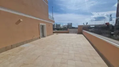 Casa en venta en Cerca de parada de autobús, Área comercial, Cerca de escuelas, Urbanización - Vista 4