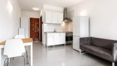 Apartment on Calle de Alemania photo 2