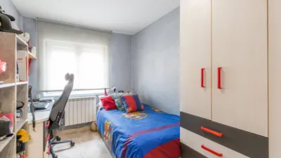 Piso en venta en Avenida de Marcelo Celayeta, 132, cerca de Calle de Errotazar, Rochapea - Arrotxapea (Pamplona - Iruña) de 235.000 €