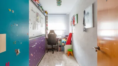 Piso en venta en Avenida de Marcelo Celayeta, 132, cerca de Calle de Errotazar, Rochapea - Arrotxapea (Pamplona - Iruña) de 235.000 €