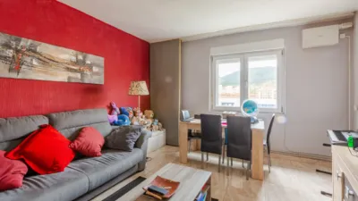 Piso en venta en Avenida de Marcelo Celayeta, 132, cerca de Calle de Errotazar, Rochapea - Arrotxapea (Pamplona - Iruña) de 235.000 €