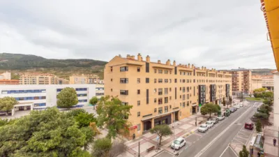 Piso en venta en Avenida de Marcelo Celayeta, 132, cerca de Calle de Errotazar, Rochapea - Arrotxapea (Pamplona - Iruña) de 235.000 €