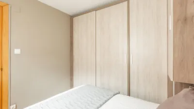 Piso en venta en Avenida de Marcelo Celayeta, 132, cerca de Calle de Errotazar, Rochapea - Arrotxapea (Pamplona - Iruña) de 235.000 €