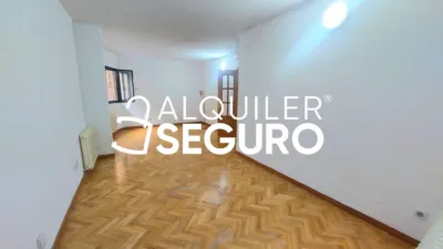 Piso en alquiler en Centro - Imagen 3