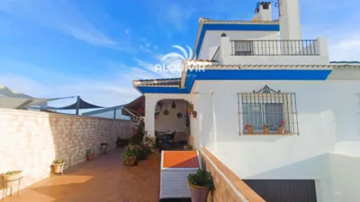 Semi-detached house in Retama photo 2