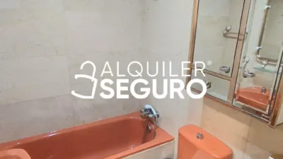 Piso en alquiler en Centro - Imagen 2